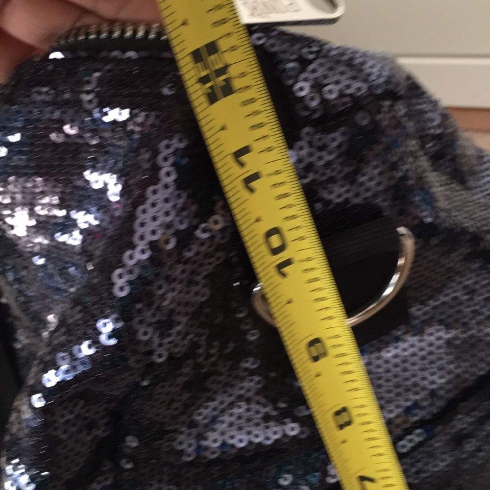 Victoria’s Secret Sequins Duffle Bag - Picture 7 of 7